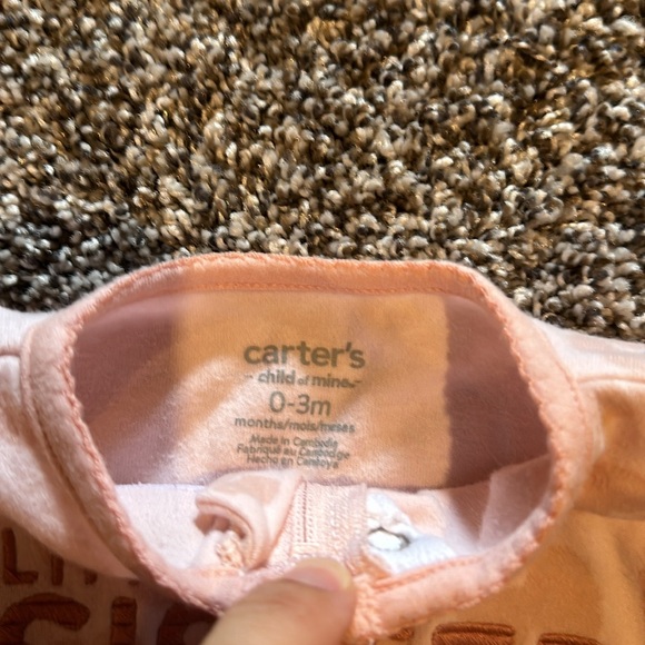 Carters Brand Footie Pajamas "Little Sister" Size 0-3 Months Great Condition - Picture 4 of 5